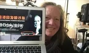 "慕思股份"拿"白人脸"割中国韭菜?证监会追问:这个洋老头是谁